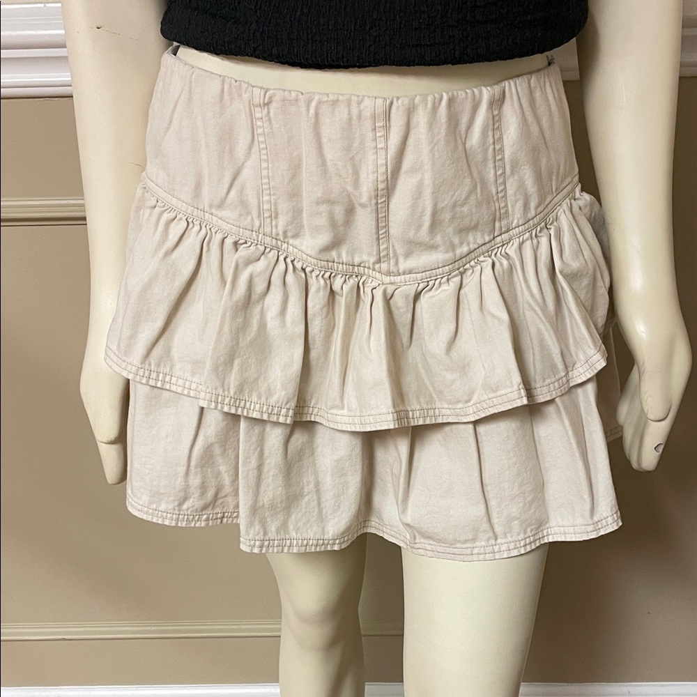 American Eagle Outfitters Cream Mini Tiered Skirt Size Large